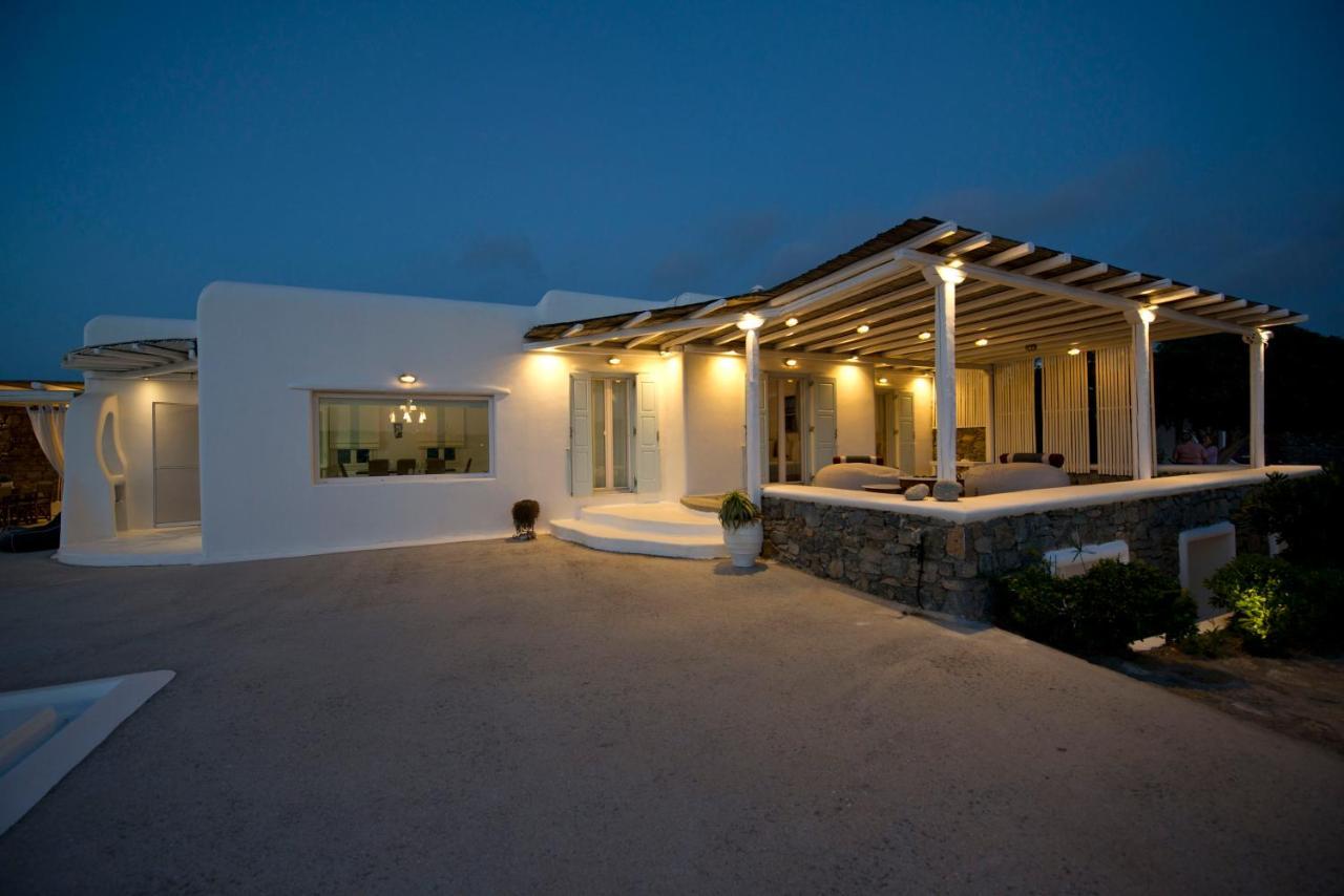 Tatiana Villa & Apartments Klouvas Exterior photo