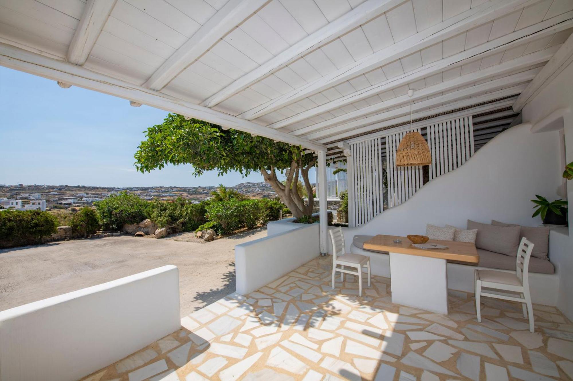 Tatiana Villa & Apartments Klouvas Exterior photo